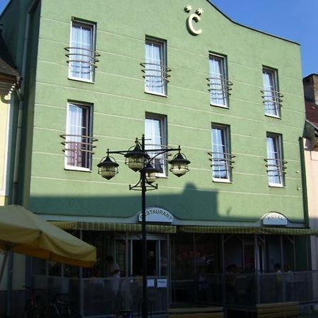 Hotel Centrál Kremnica Exterior foto