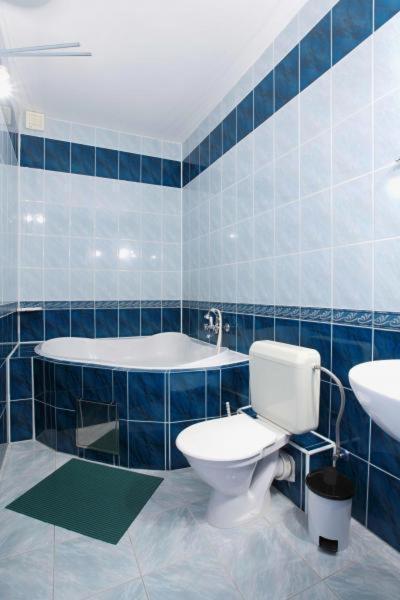 Hotel Centrál Kremnica Habitación foto